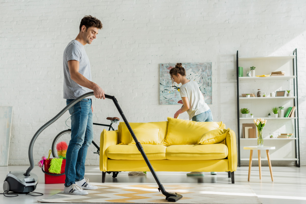 Konyaaltı Bayan Temizlikçi